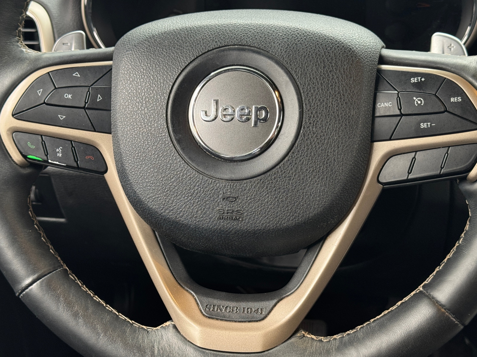 Thumbnail: 2017 Jeep Grand Cherokee - 4