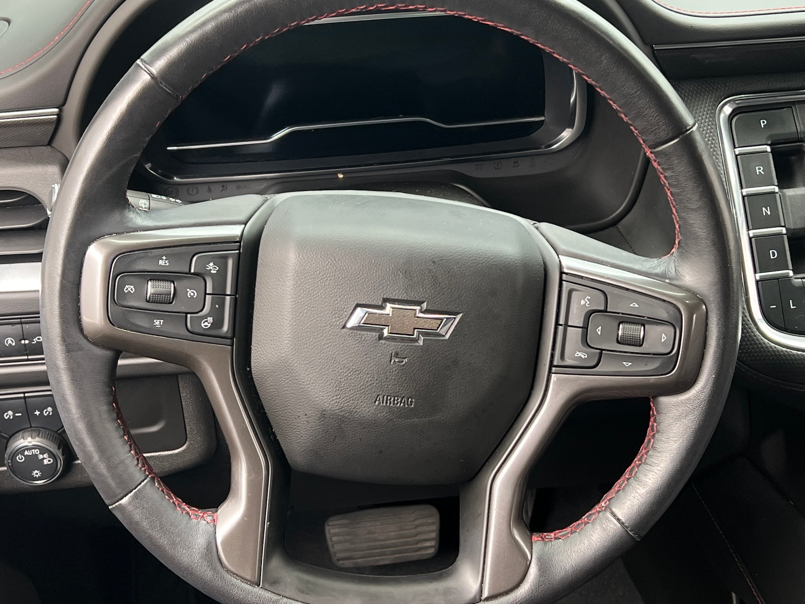 Thumbnail: 2022 Chevrolet Tahoe - 4