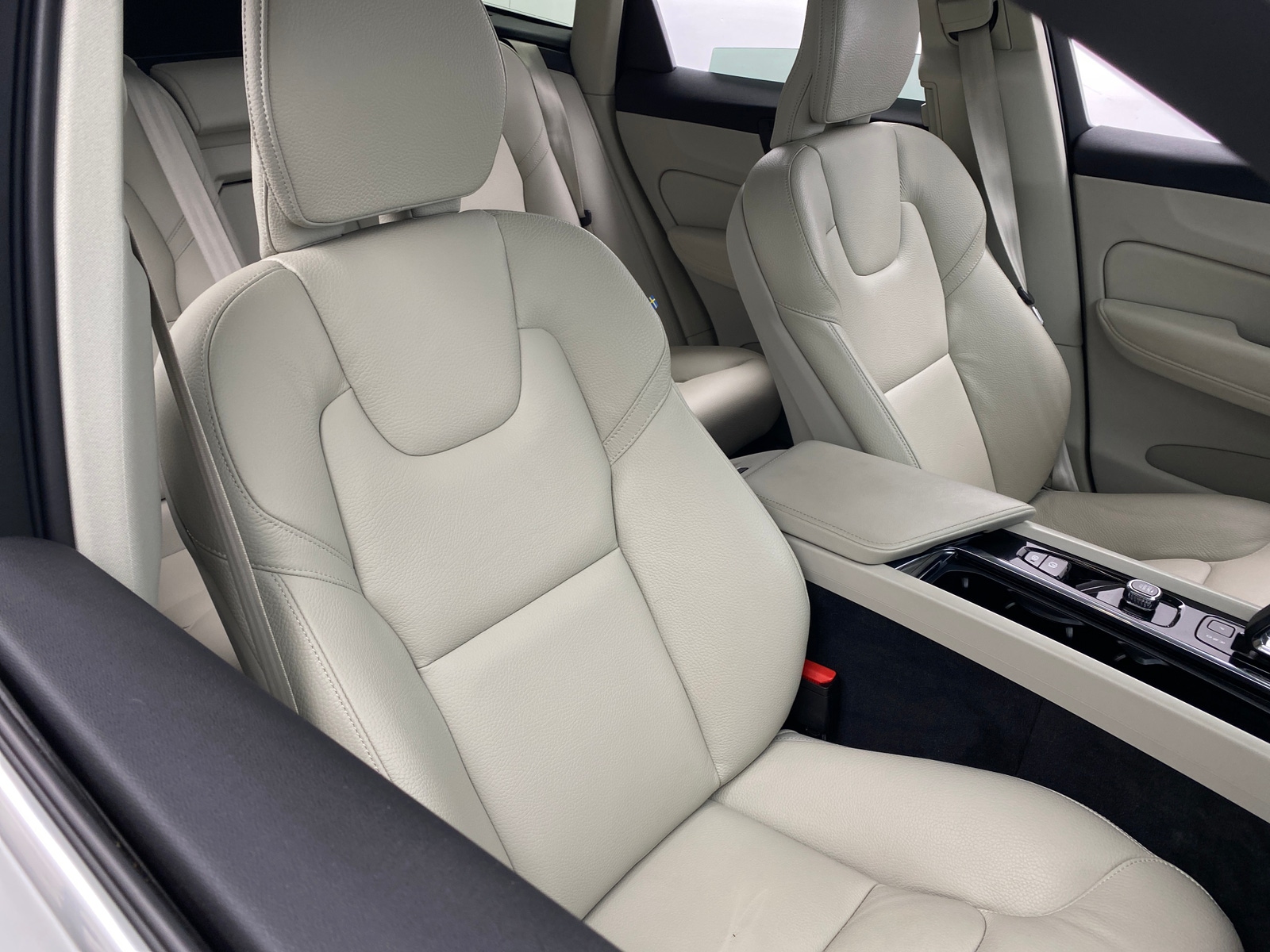 Thumbnail: 2023 Volvo XC60 - 2