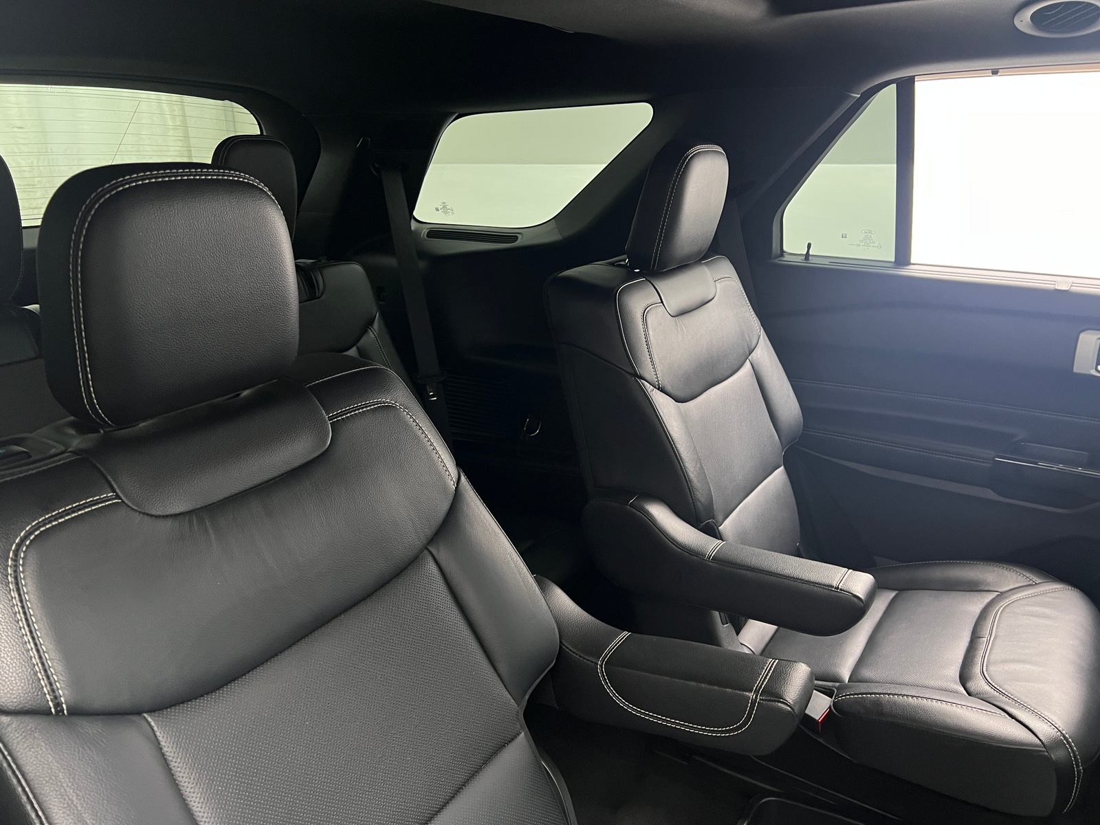 Thumbnail: 2021 Ford Explorer - 5