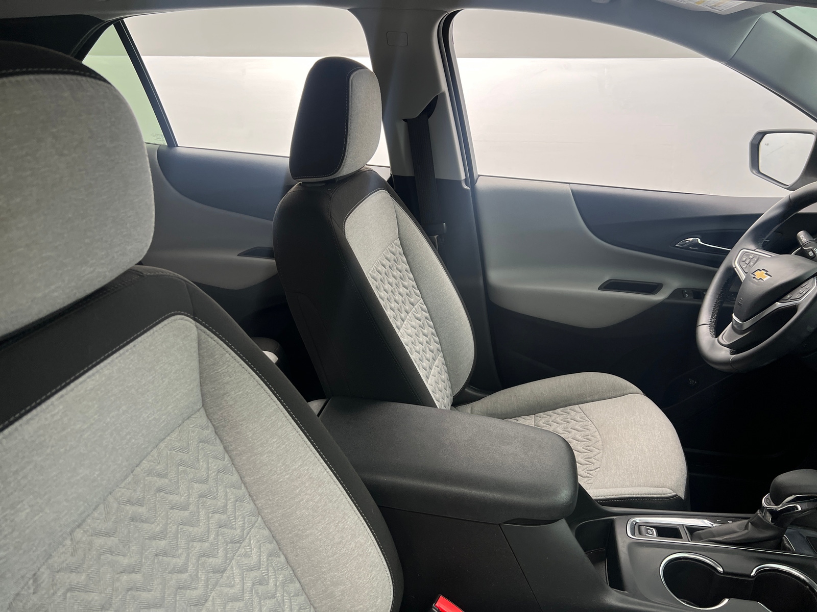 Thumbnail: 2023 Chevrolet Equinox - 2