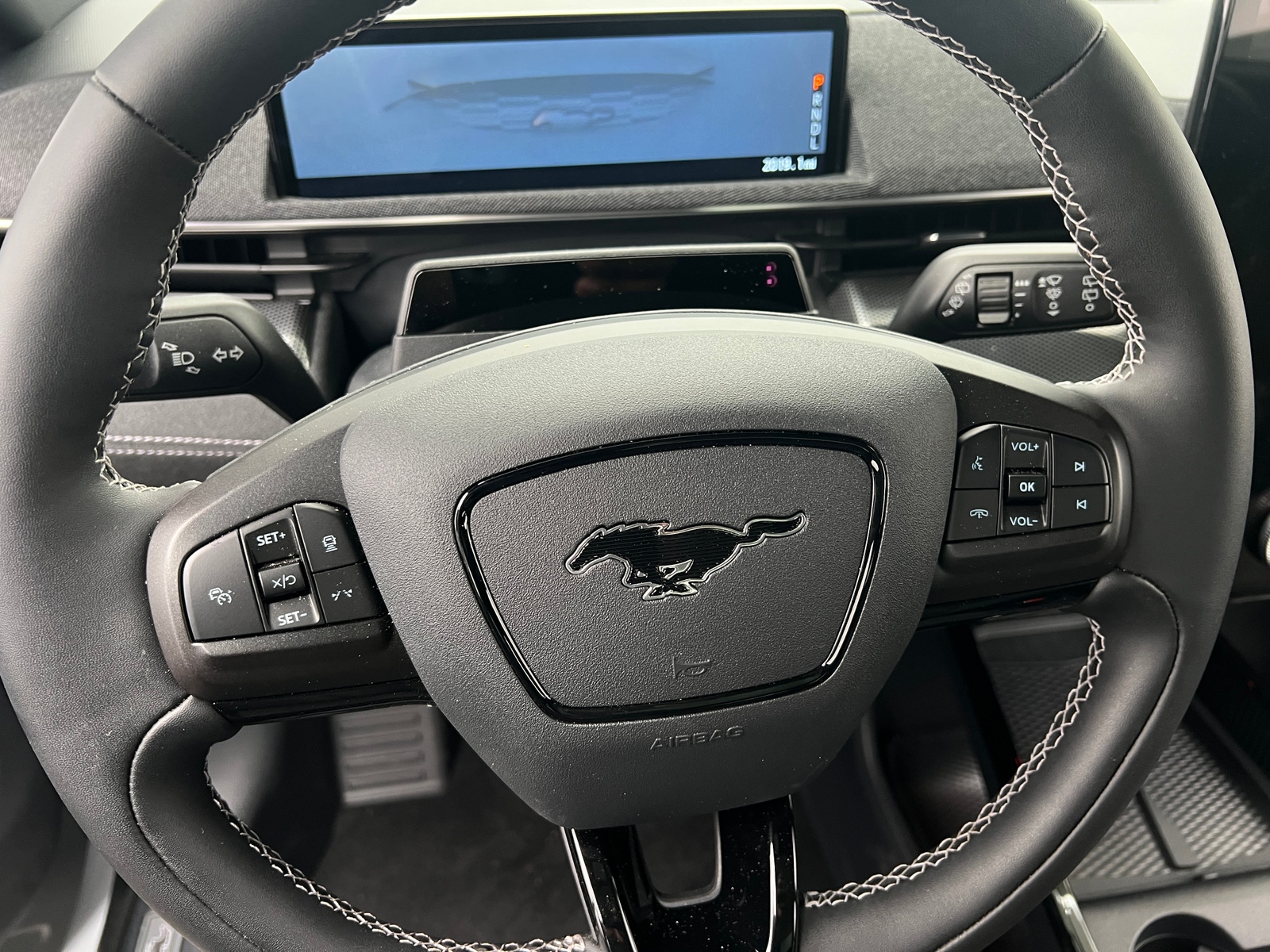 Thumbnail: 2022 Ford Mustang Mach-E - 4