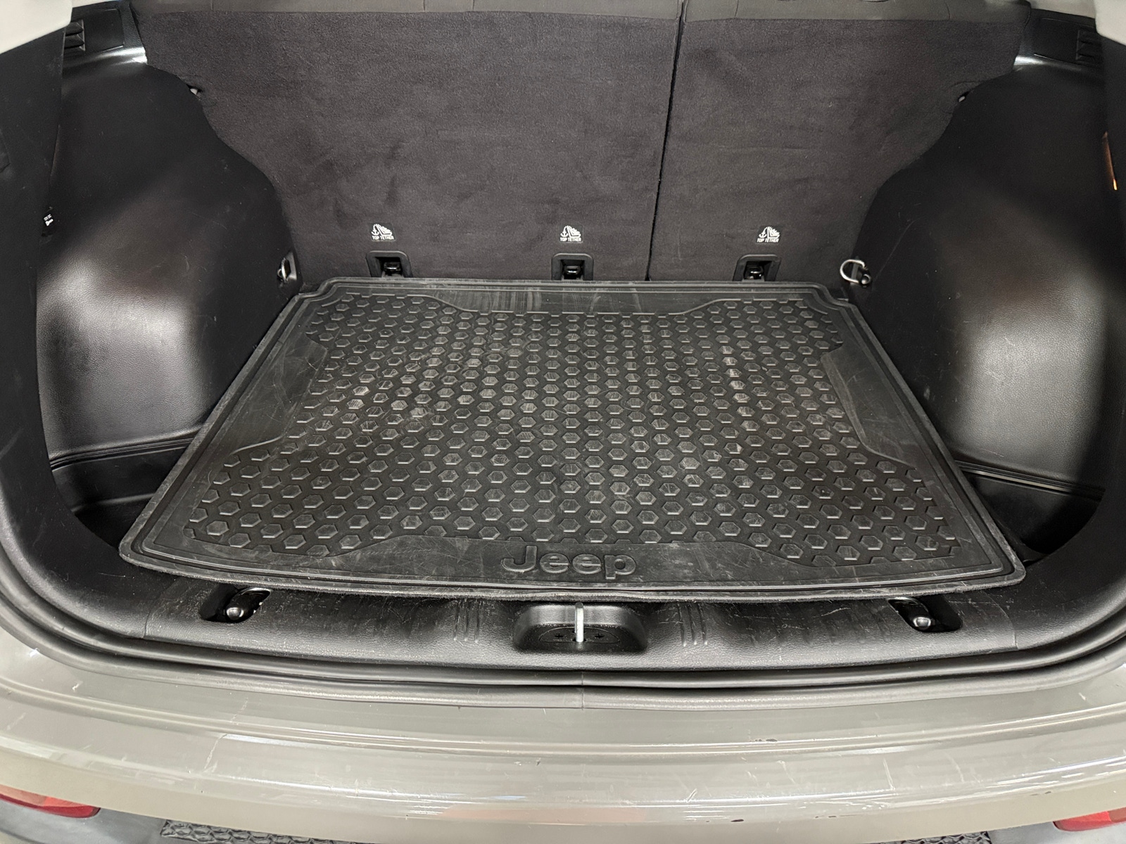 Thumbnail: 2021 Jeep Compass - 7