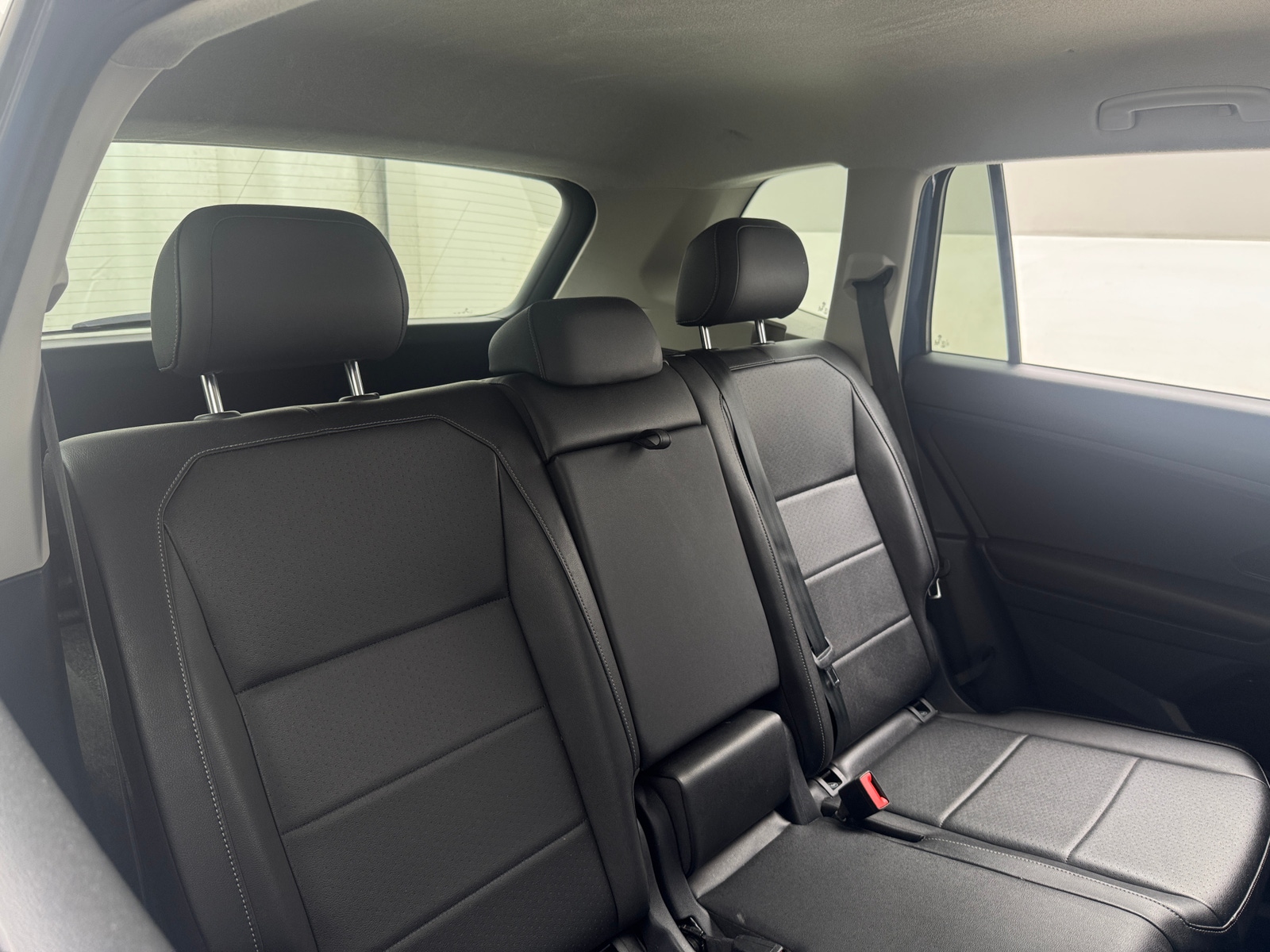 Thumbnail: 2019 Volkswagen Tiguan - 5