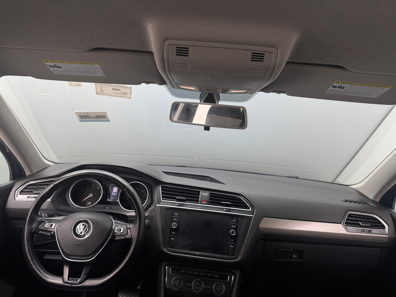 Thumbnail: 2019 Volkswagen Tiguan - 2