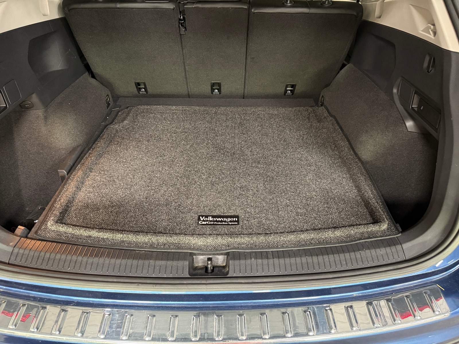 Thumbnail: 2019 Volkswagen Tiguan - 6