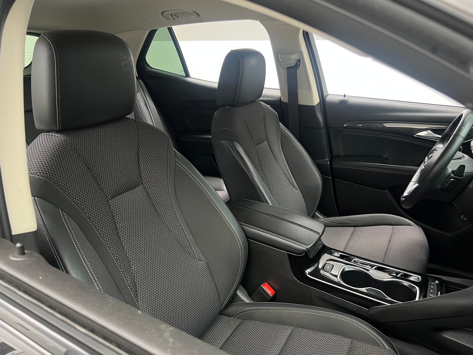 Thumbnail: 2021 Buick Envision - 2