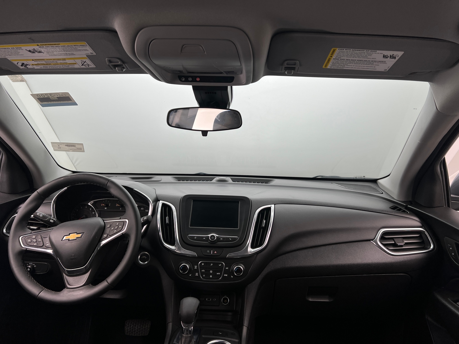 Thumbnail: 2023 Chevrolet Equinox - 3