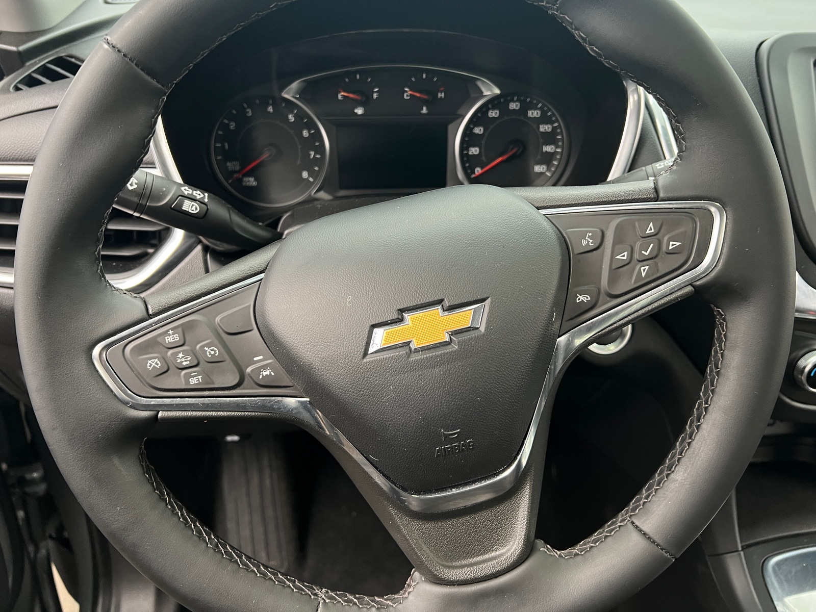Thumbnail: 2023 Chevrolet Equinox - 5