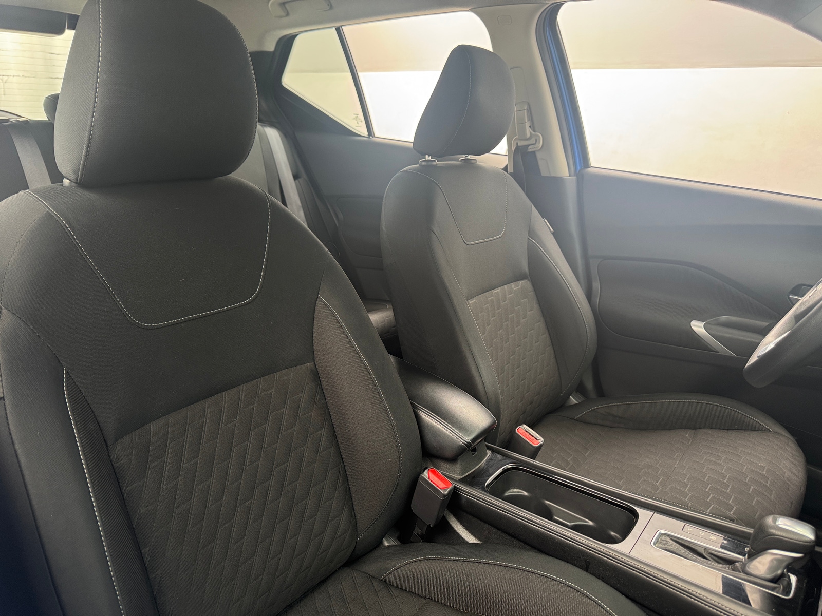 Thumbnail: 2023 Nissan Kicks - 2