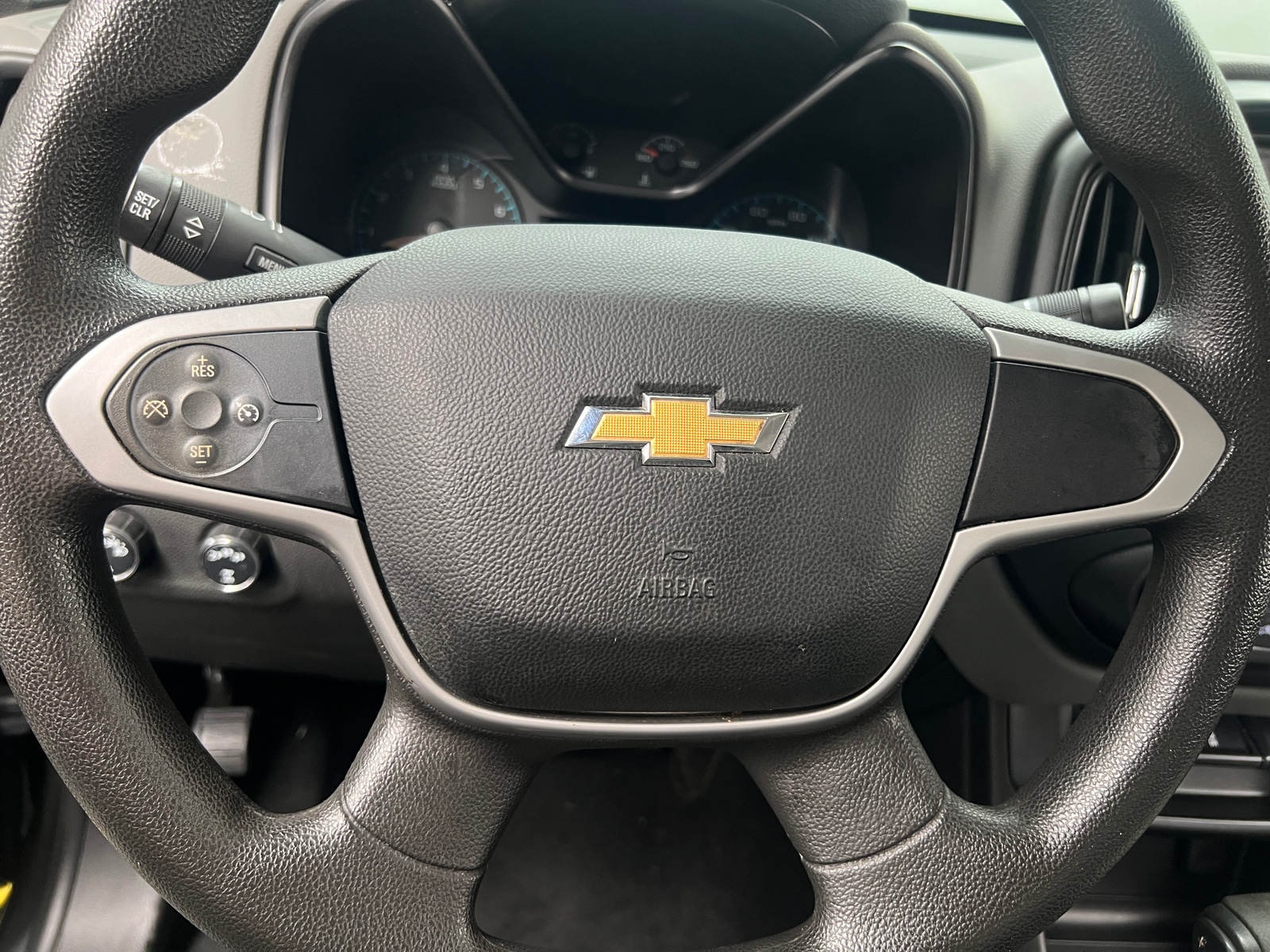 Thumbnail: 2021 Chevrolet Colorado - 5