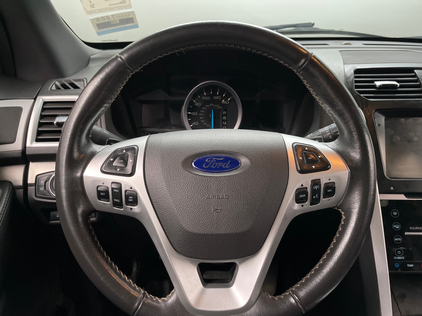 Thumbnail: 2014 Ford Explorer - 4