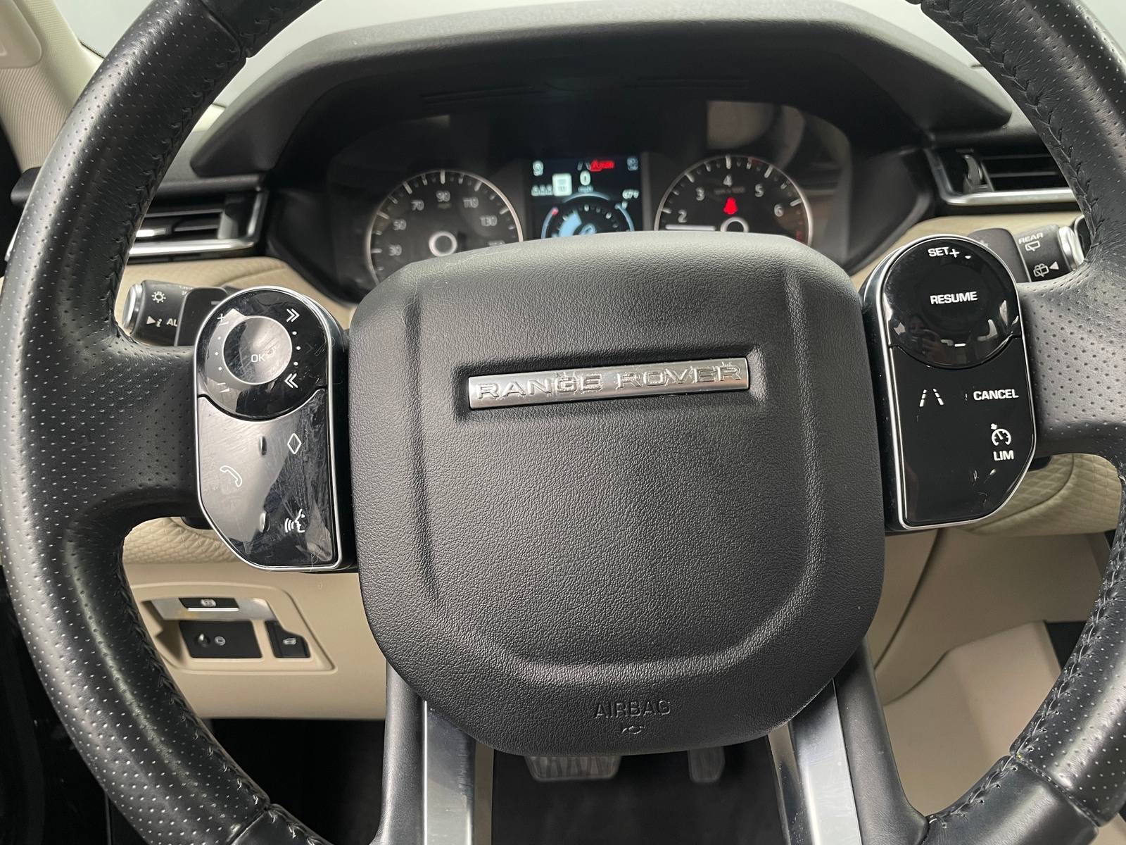 Thumbnail: 2020 Land Rover Range Rover Velar - 4