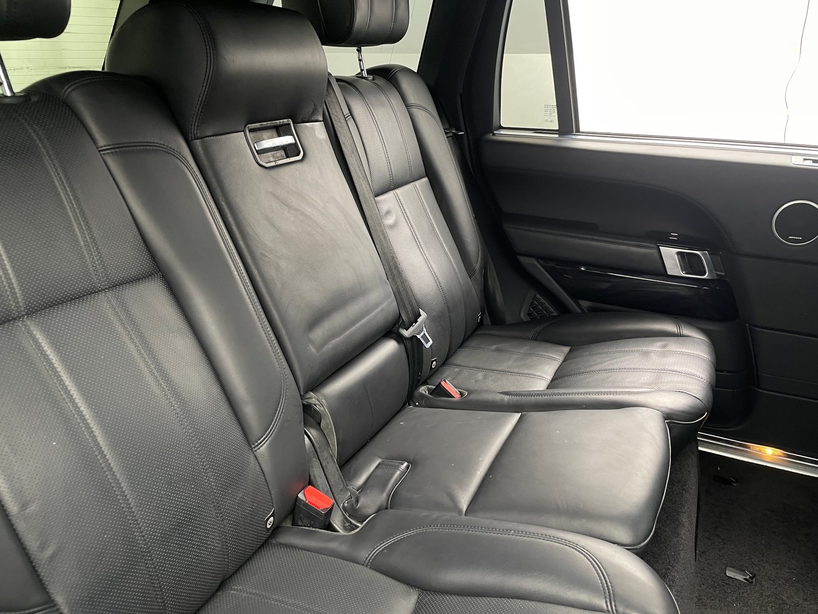 Thumbnail: 2016 Land Rover Range Rover - 5