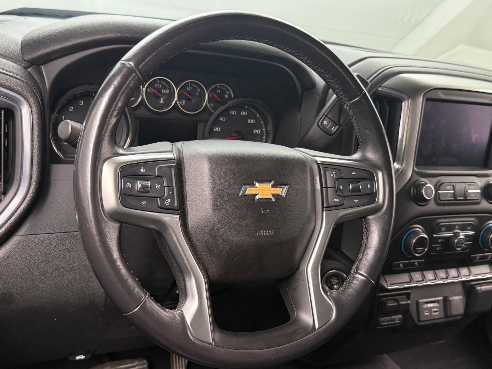 Thumbnail: 2019 Chevrolet Silverado 1500 - 5