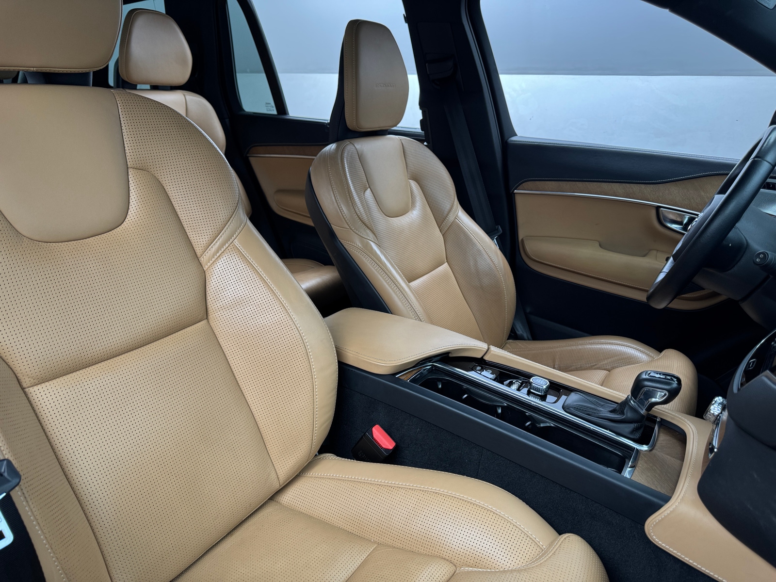 Thumbnail: 2019 Volvo XC90 - 2