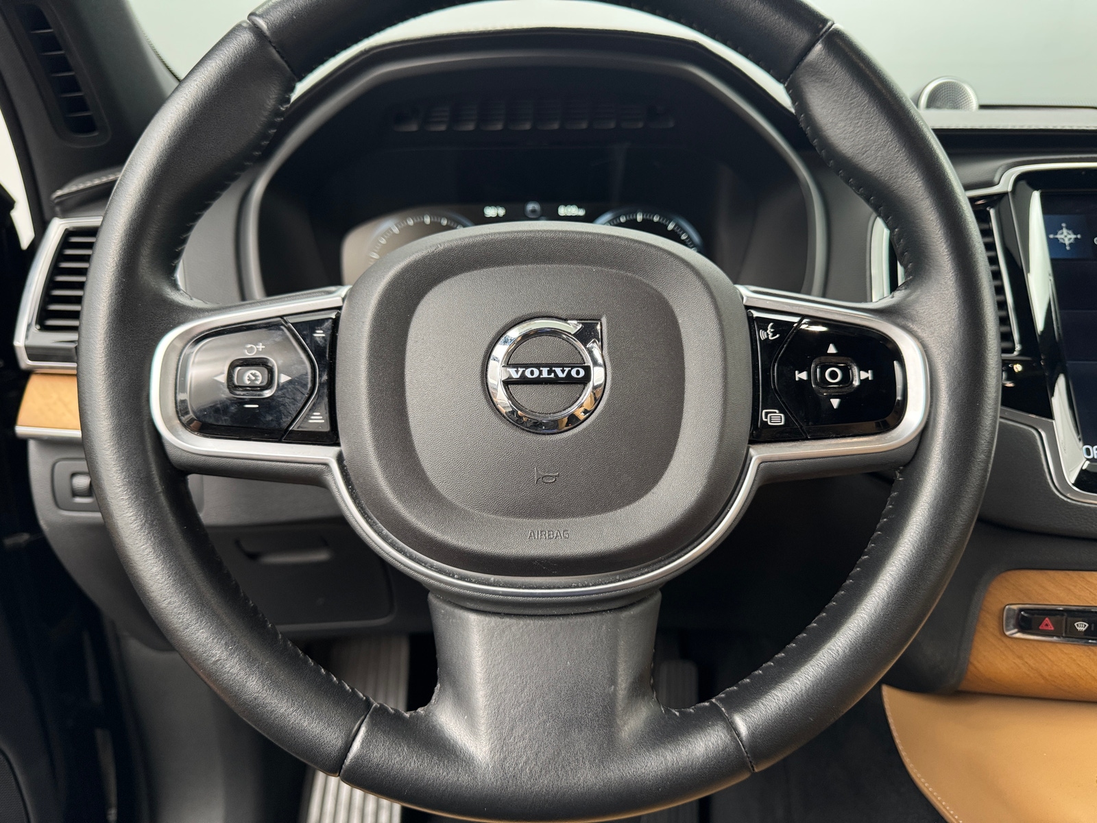 Thumbnail: 2019 Volvo XC90 - 5