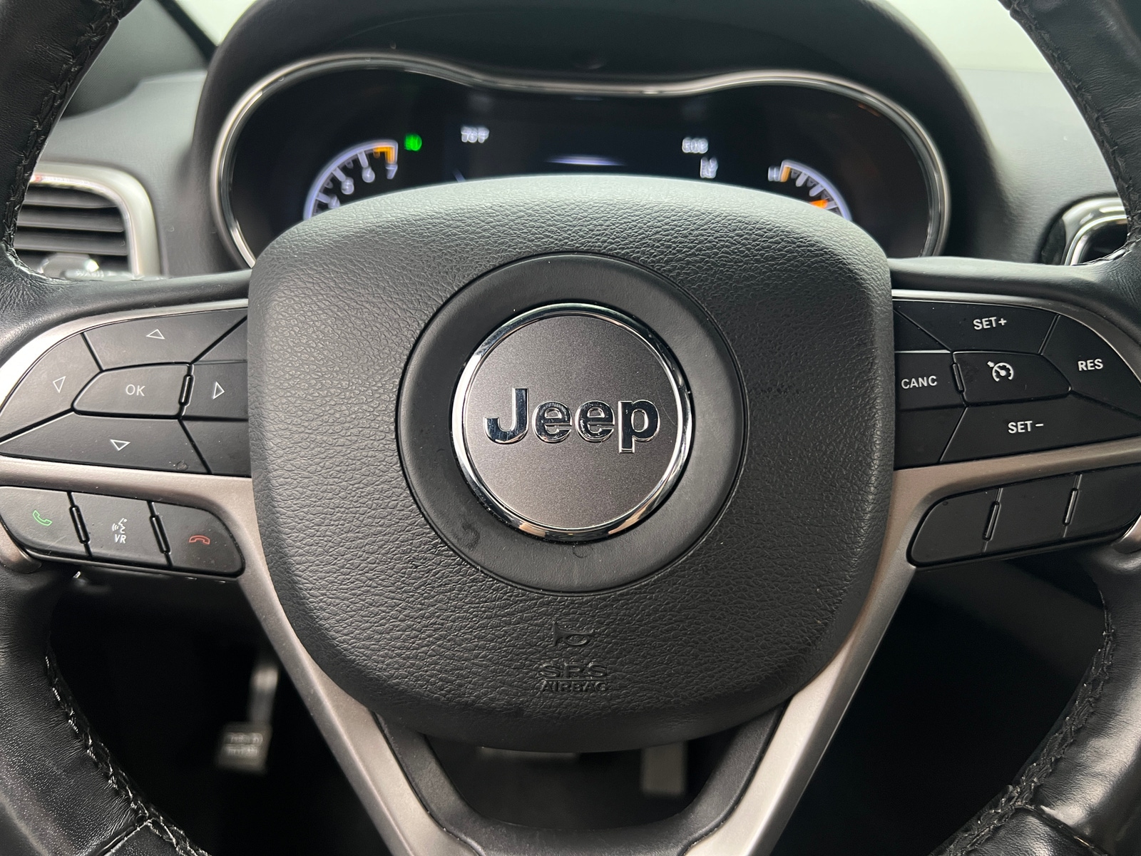 Thumbnail: 2020 Jeep Grand Cherokee - 5