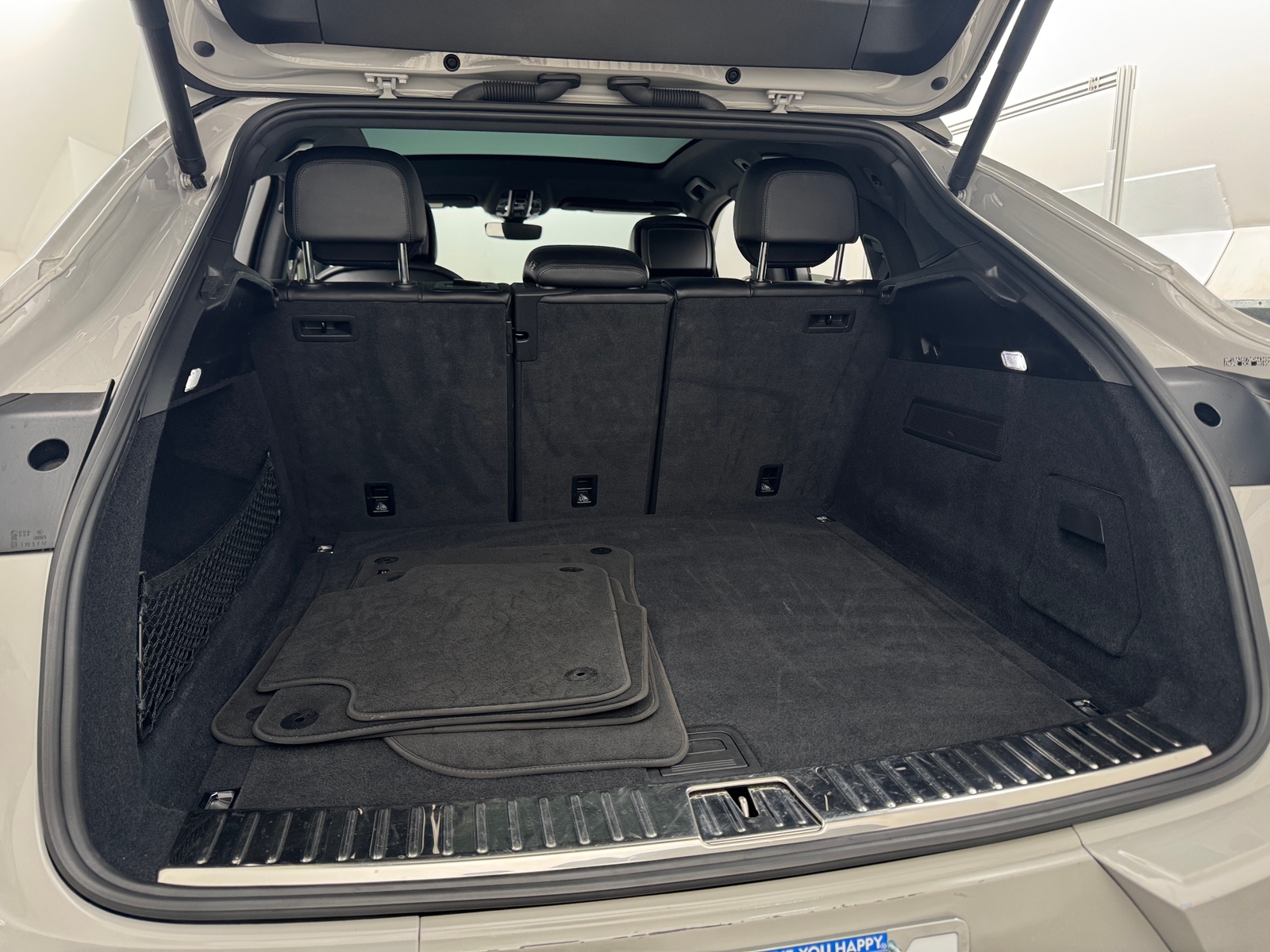 Thumbnail: 2021 Porsche  - 6