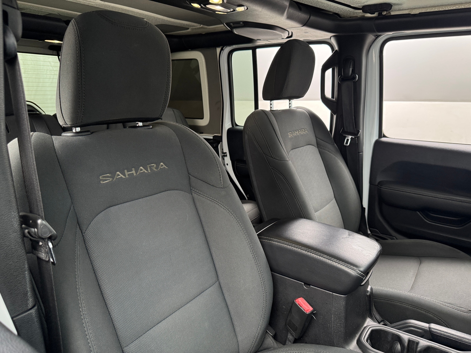 Thumbnail: 2019 Jeep Wrangler - 2