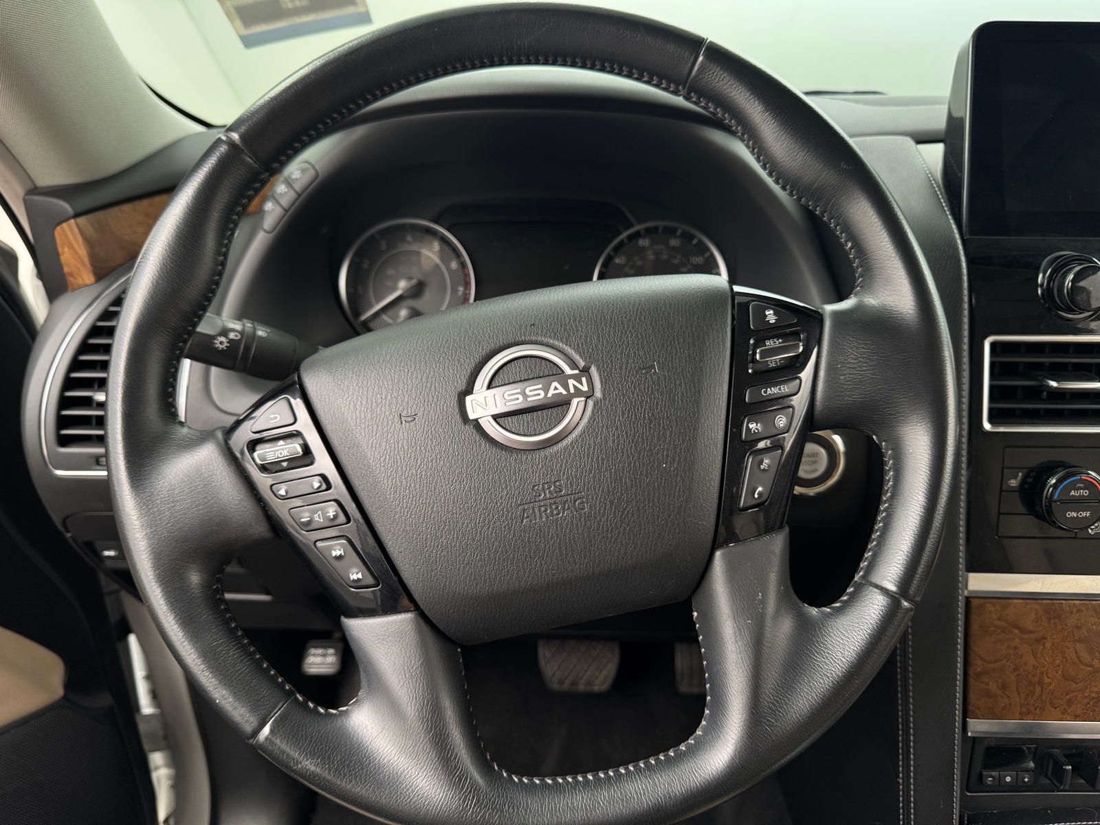 Thumbnail: 2021 Nissan Armada - 4