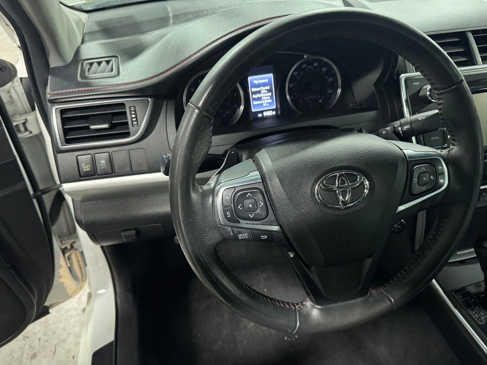 Thumbnail: 2017 Toyota Camry - 5
