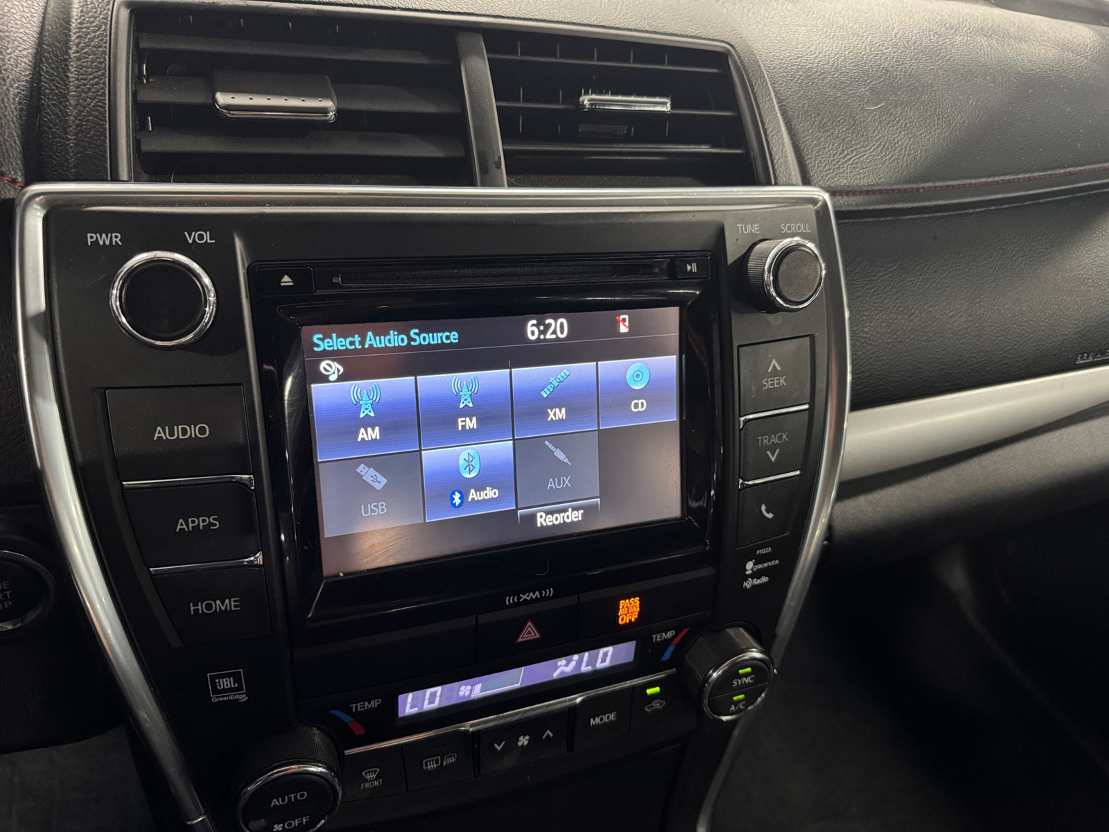 Thumbnail: 2017 Toyota Camry - 4