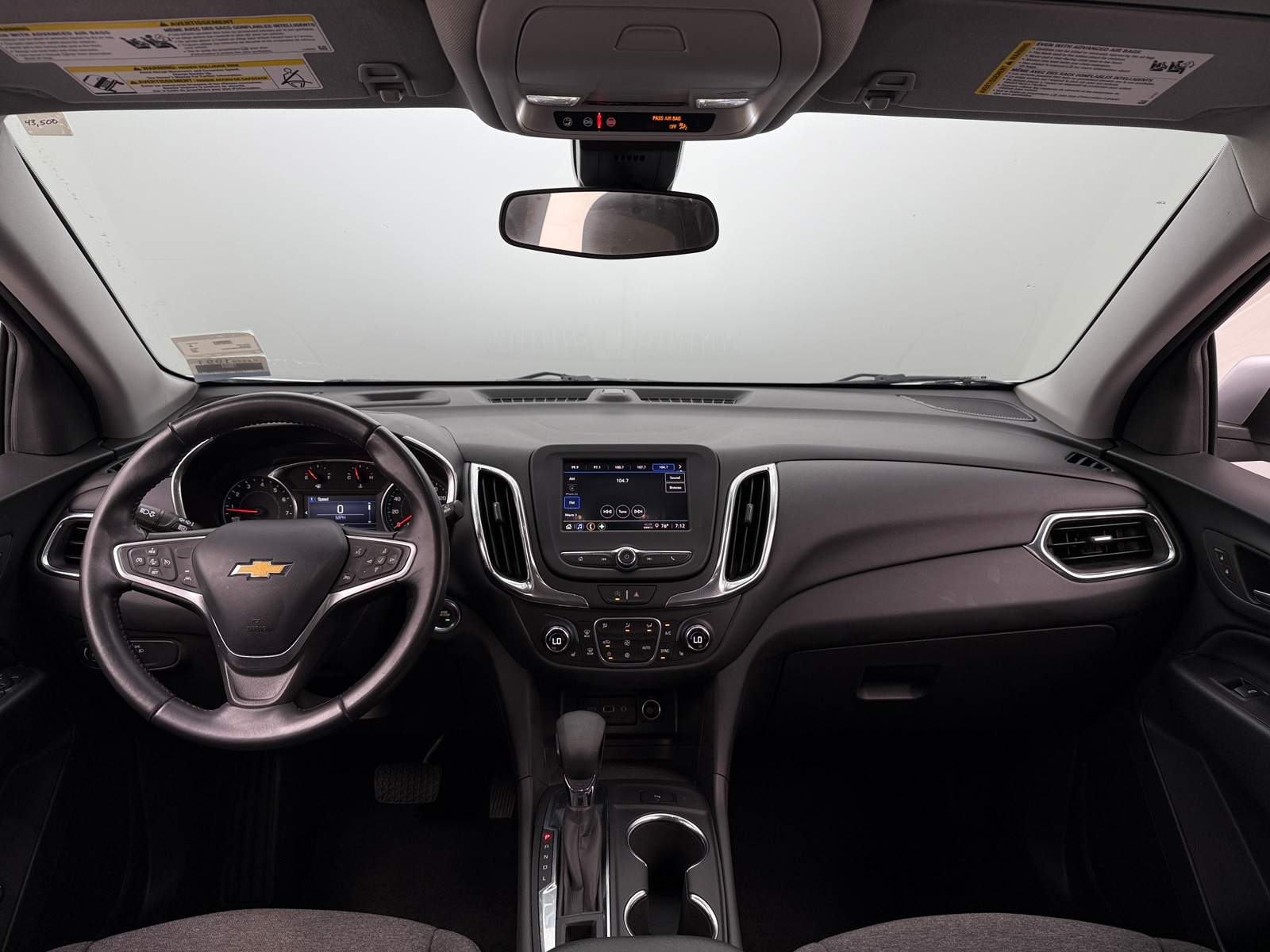 Thumbnail: 2022 Chevrolet Equinox - 3