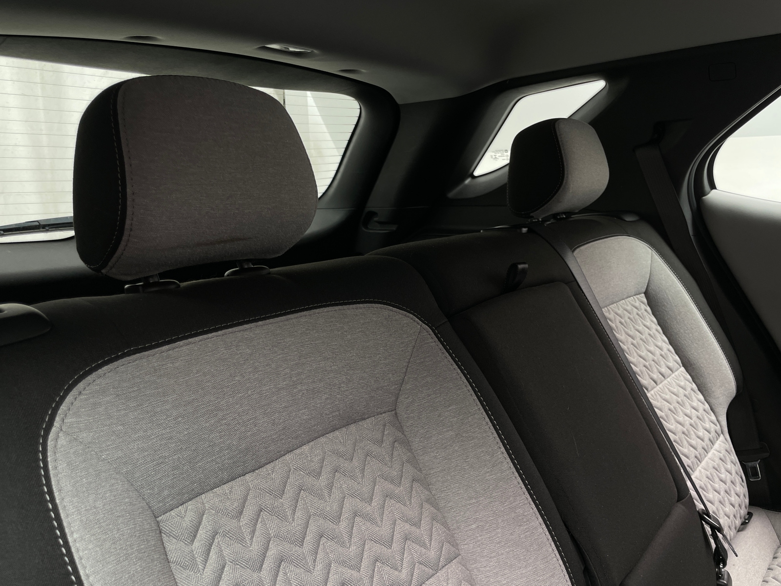 Thumbnail: 2022 Chevrolet Equinox - 6