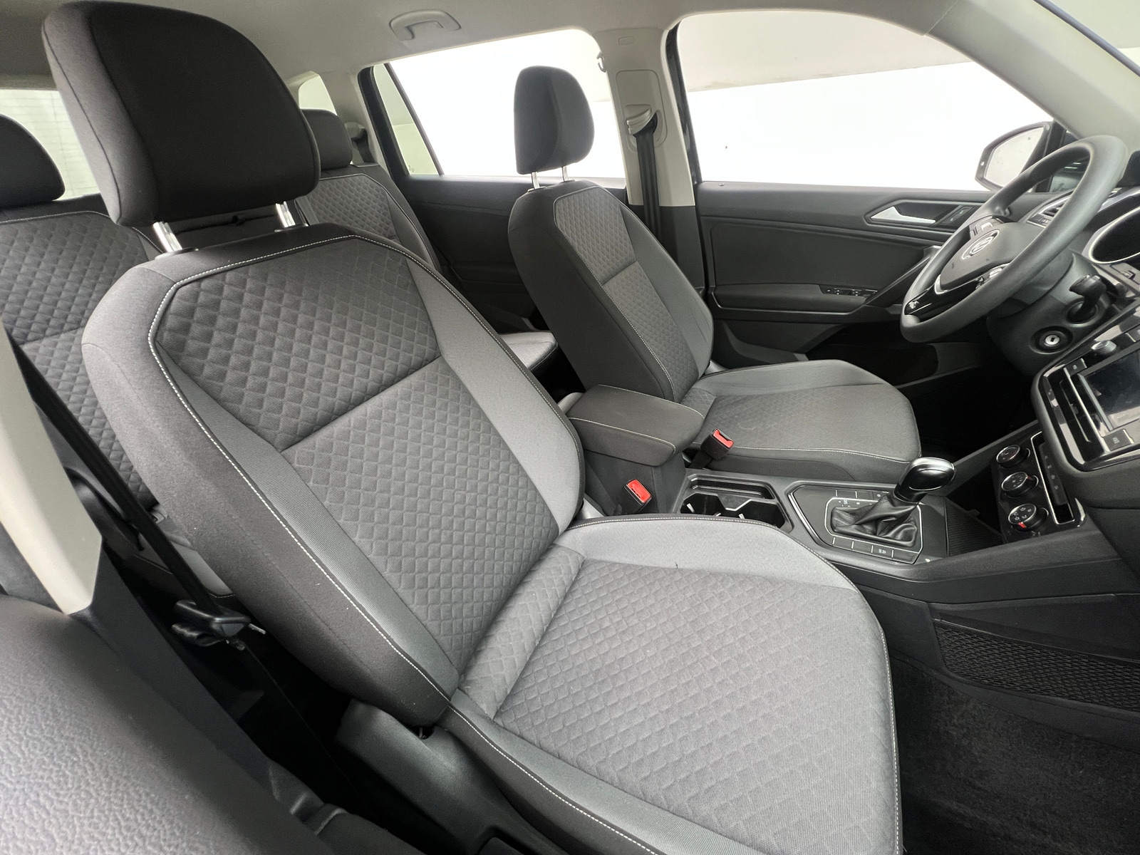 Thumbnail: 2021 Volkswagen Tiguan - 2