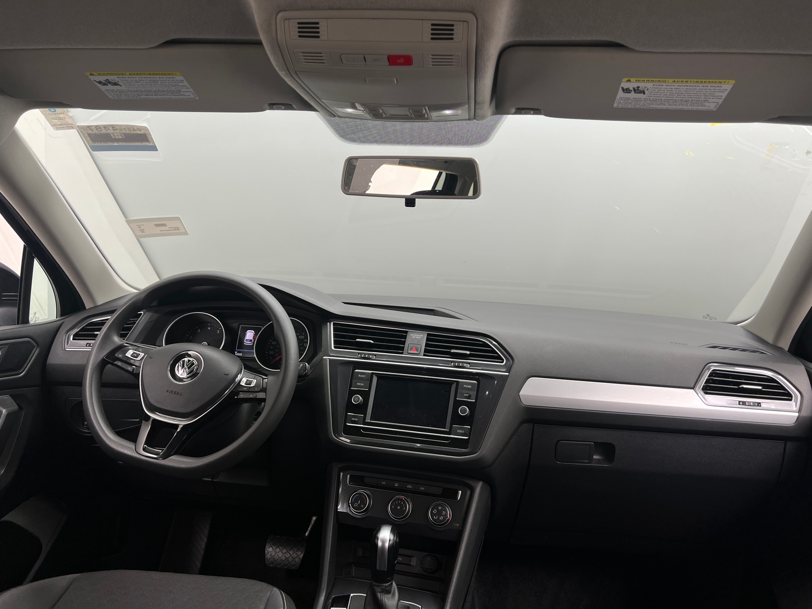 Thumbnail: 2021 Volkswagen Tiguan - 3