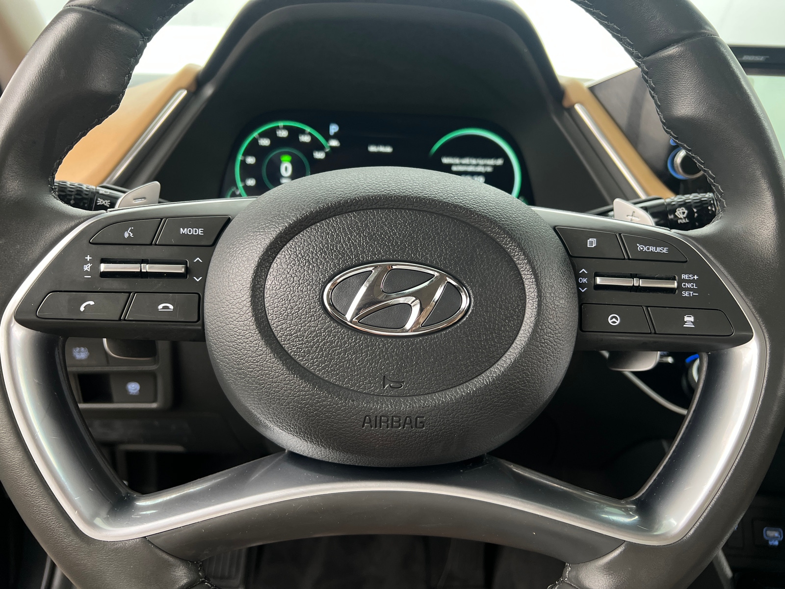Thumbnail: 2023 Hyundai Sonata - 4