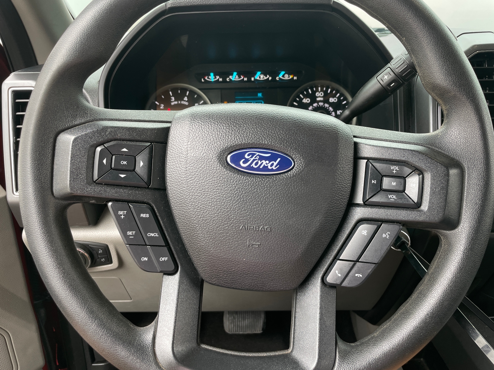 Thumbnail: 2020 Ford Econoline - 5