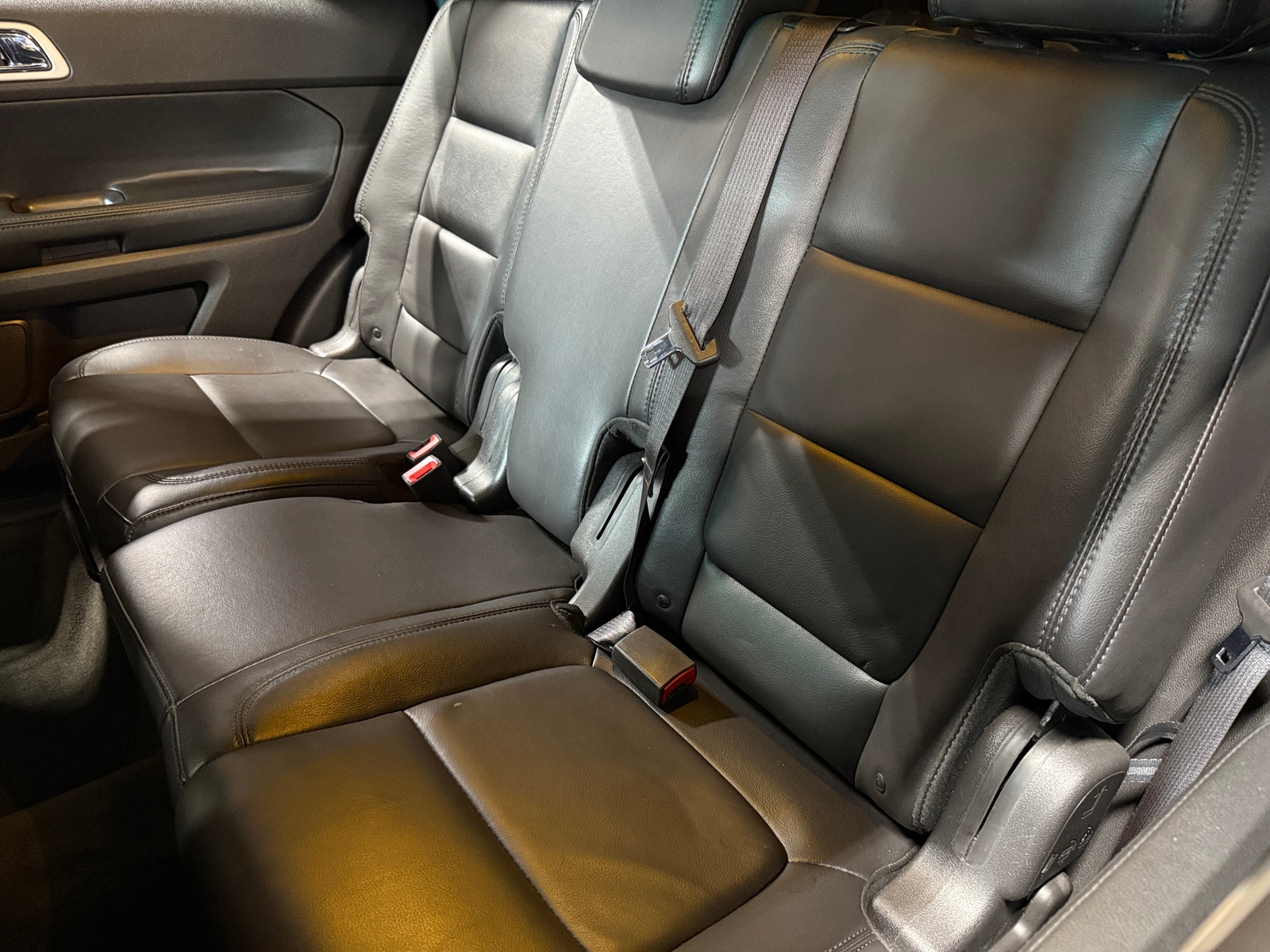 Thumbnail: 2015 Ford Explorer - 5