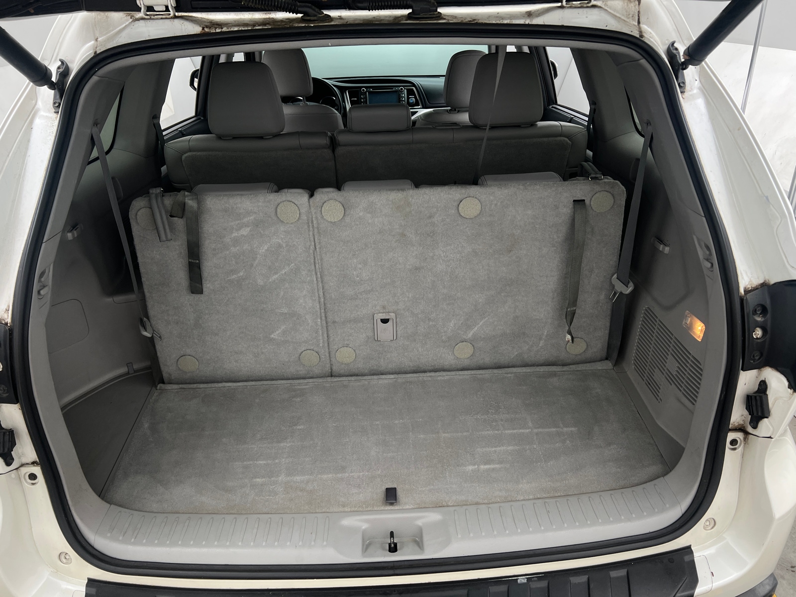 Thumbnail: 2015 Toyota Highlander - 6