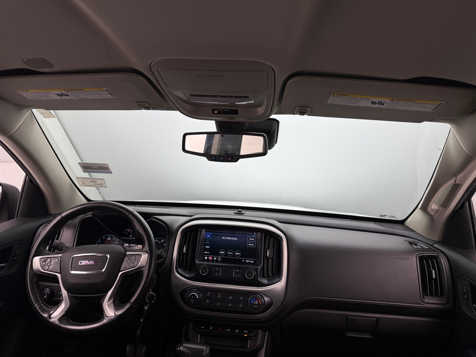 Thumbnail: 2021 GMC Canyon - 3