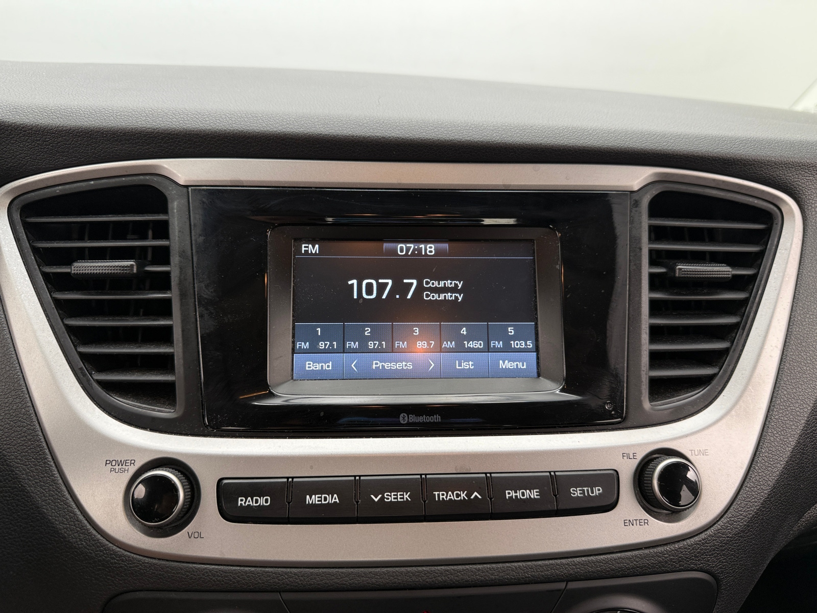 Thumbnail: 2019 Hyundai Accent - 4