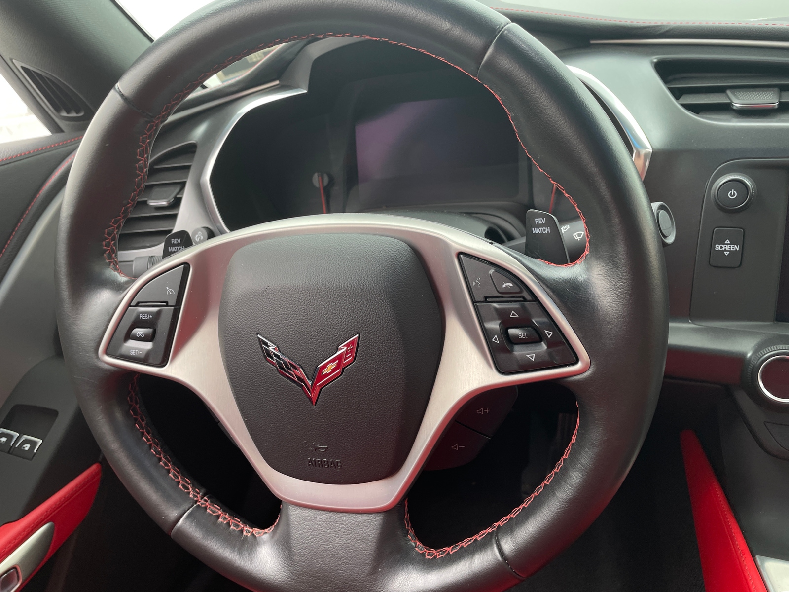 Thumbnail: 2014 Chevrolet Corvette - 3