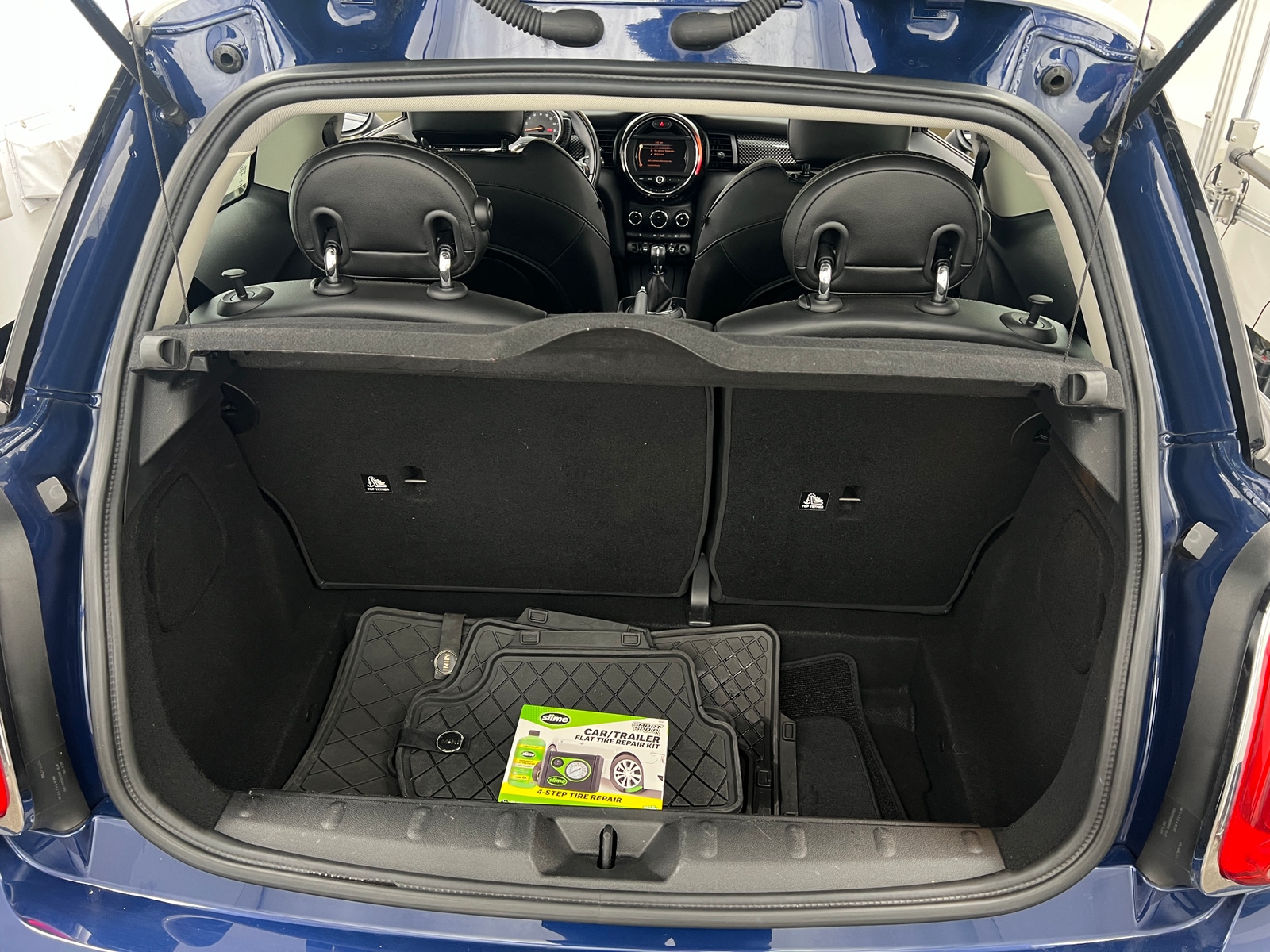 Thumbnail: 2015 MINI Cooper Hardtop - 5
