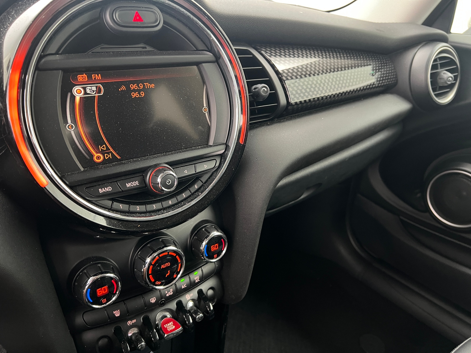 Thumbnail: 2015 MINI Cooper Hardtop - 2