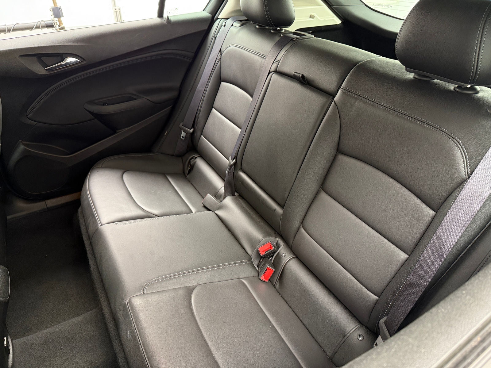 Thumbnail: 2017 Chevrolet Cruze - 5