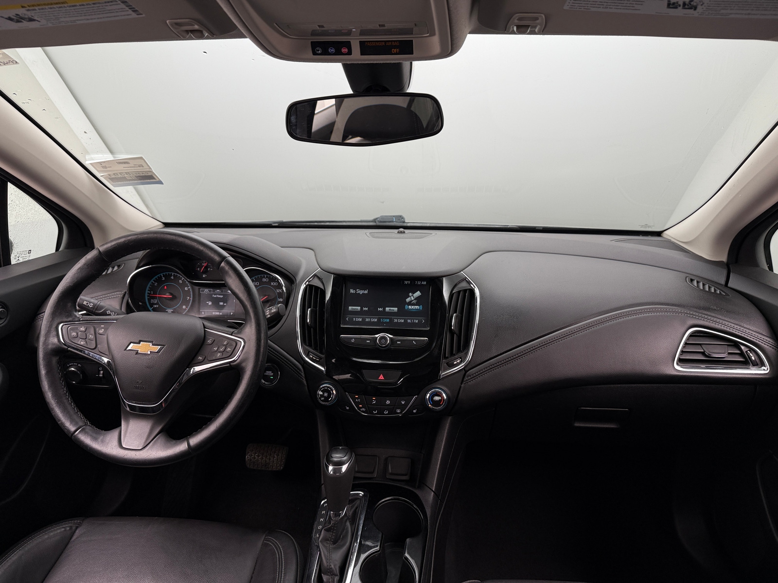 Thumbnail: 2017 Chevrolet Cruze - 2