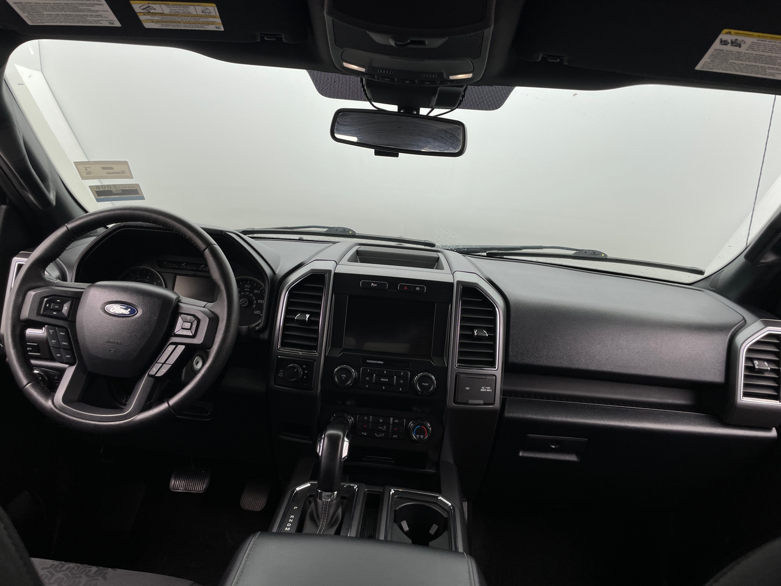 Thumbnail: 2019 Ford Econoline - 3