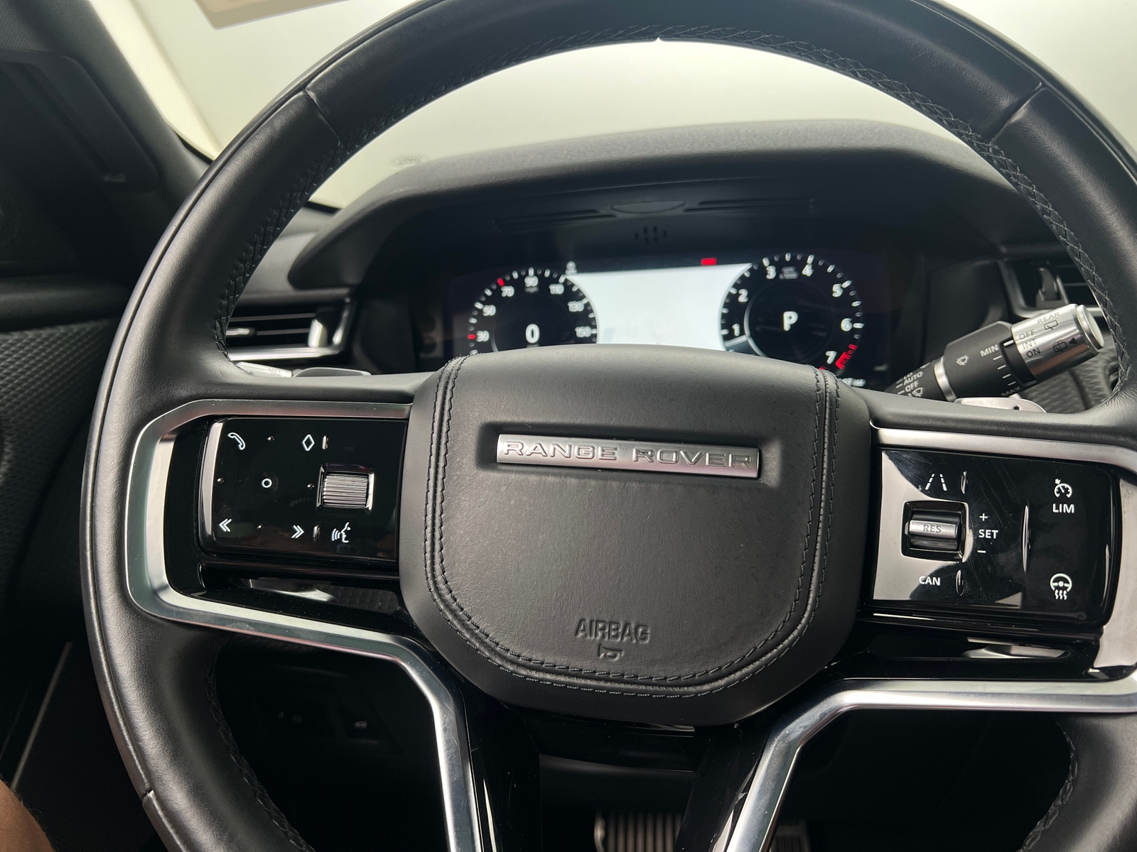 Thumbnail: 2021 Land Rover Range Rover Velar - 4
