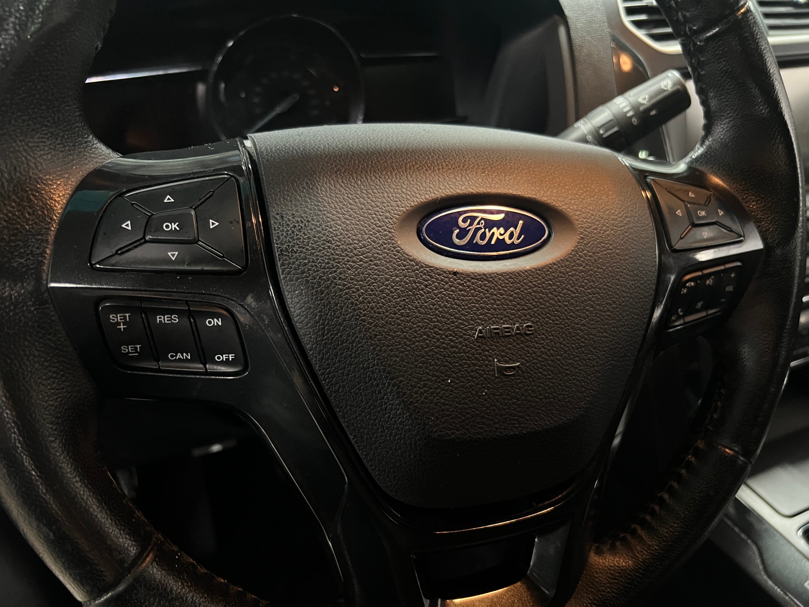 Thumbnail: 2016 Ford Explorer - 5