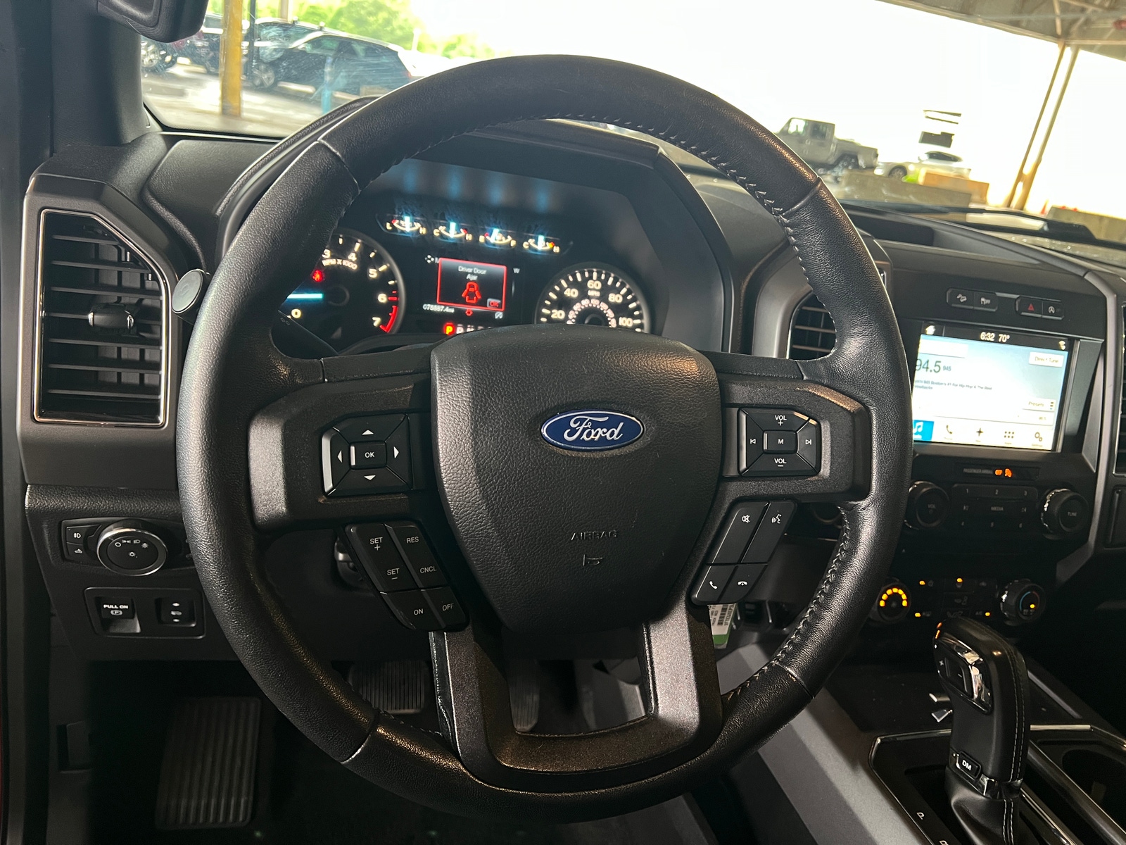Thumbnail: 2018 Ford Econoline - 5