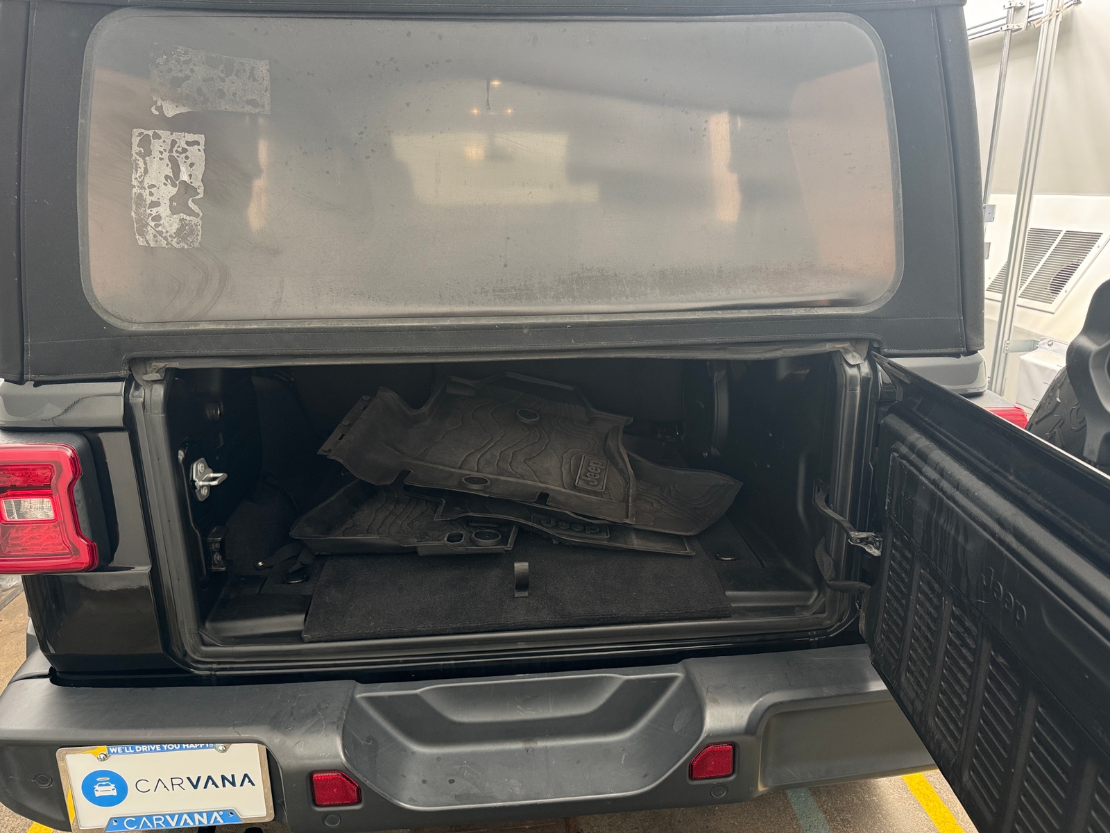 Thumbnail: 2020 Jeep Wrangler - 7