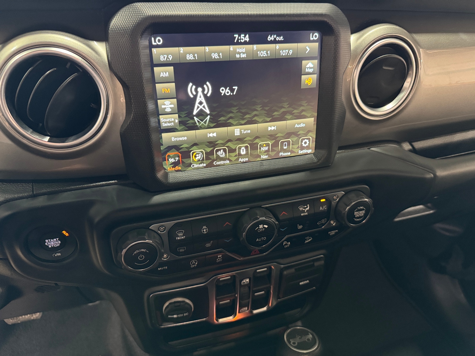 Thumbnail: 2020 Jeep Wrangler - 4