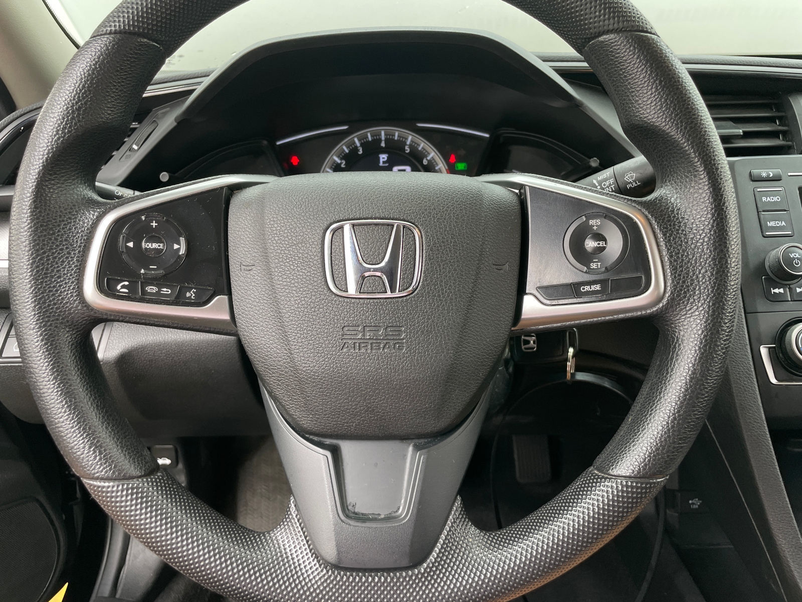 Thumbnail: 2018 Honda Civic - 5
