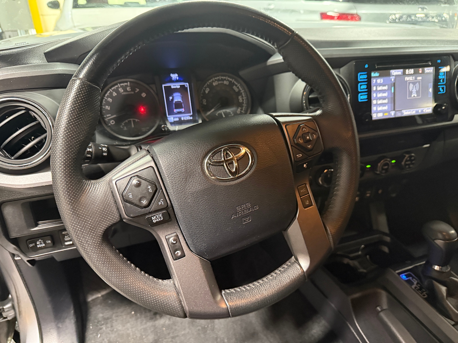 Thumbnail: 2018 Toyota Tacoma - 5